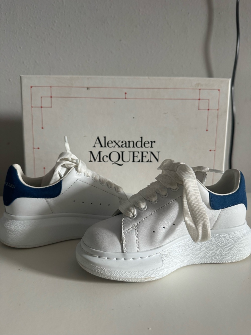 Alexander McQueen White Leather Platform Sneakers with Blue Heel Tab